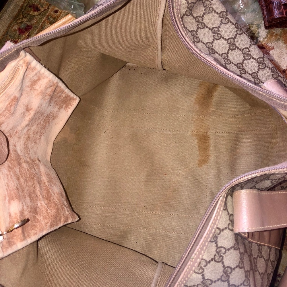 Vintage Gucci Duffle - Picture 4 of 7